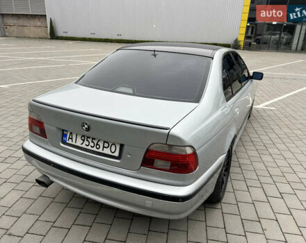 Серый БМВ 5 Серия, объемом двигателя 4.4 л и пробегом 350 тыс. км за 4999 $, фото 17 на Automoto.ua