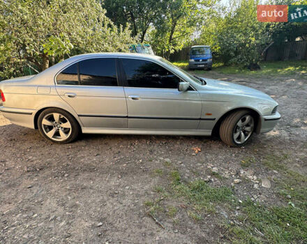 Серый БМВ 5 Серия, объемом двигателя 2 л и пробегом 587 тыс. км за 4700 $, фото 1 на Automoto.ua