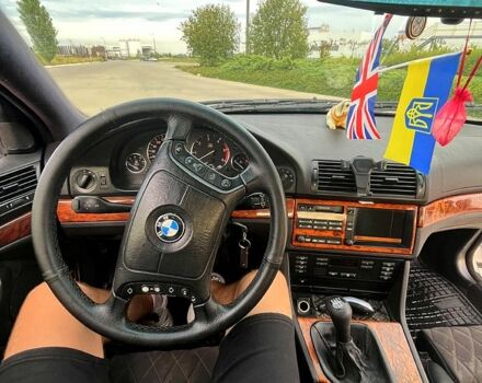 Серый БМВ 5 Серия, объемом двигателя 3 л и пробегом 489 тыс. км за 4600 $, фото 5 на Automoto.ua