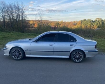 Серый БМВ 5 Серия, объемом двигателя 2 л и пробегом 10 тыс. км за 3000 $, фото 5 на Automoto.ua