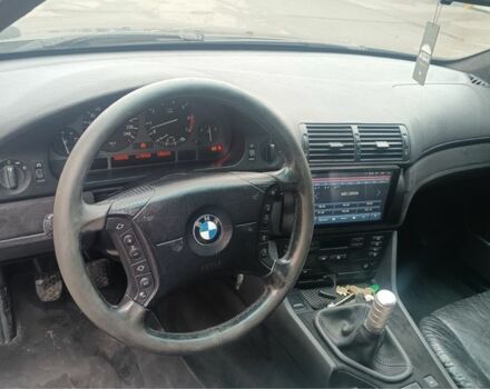 Серый БМВ 5 Серия, объемом двигателя 3.5 л и пробегом 200 тыс. км за 5500 $, фото 7 на Automoto.ua