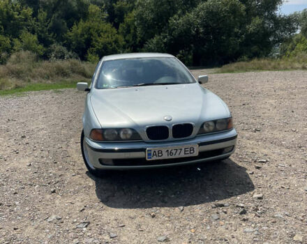 Серый БМВ 5 Серия, объемом двигателя 2.5 л и пробегом 291 тыс. км за 3800 $, фото 2 на Automoto.ua