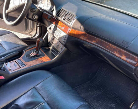 Сірий БМВ 5 Серія, об'ємом двигуна 2 л та пробігом 290 тис. км за 3200 $, фото 14 на Automoto.ua