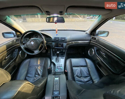 Серый БМВ 5 Серия, объемом двигателя 4.4 л и пробегом 577 тыс. км за 6700 $, фото 23 на Automoto.ua