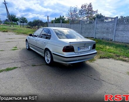 Серый БМВ 5 Серия, объемом двигателя 3.4 л и пробегом 200 тыс. км за 5000 $, фото 5 на Automoto.ua