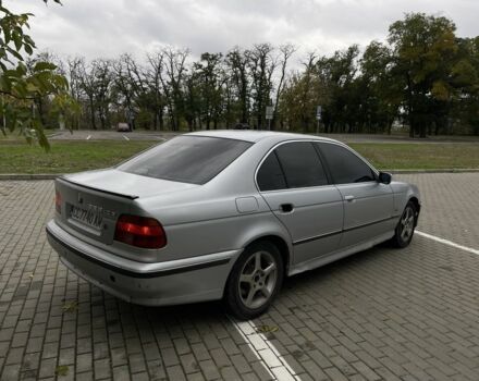 Серый БМВ 5 Серия, объемом двигателя 2.5 л и пробегом 400 тыс. км за 2499 $, фото 2 на Automoto.ua