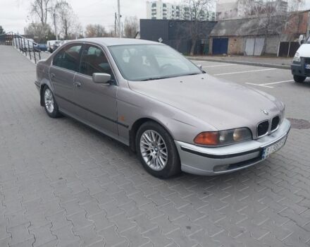 Серый БМВ 5 Серия, объемом двигателя 2.5 л и пробегом 400 тыс. км за 2299 $, фото 3 на Automoto.ua