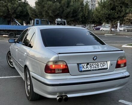 Серый БМВ 5 Серия, объемом двигателя 2.8 л и пробегом 340 тыс. км за 4500 $, фото 2 на Automoto.ua