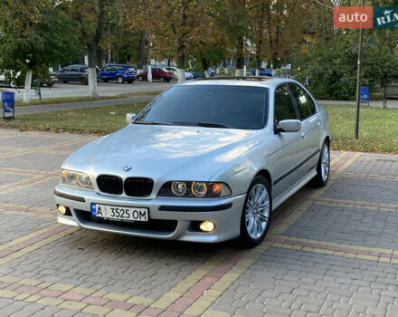 Серый БМВ 5 Серия, объемом двигателя 4.4 л и пробегом 577 тыс. км за 6700 $, фото 4 на Automoto.ua