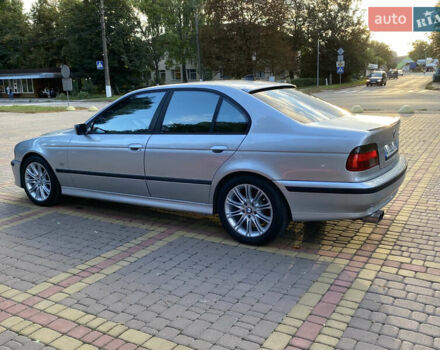 Серый БМВ 5 Серия, объемом двигателя 4.4 л и пробегом 577 тыс. км за 6700 $, фото 18 на Automoto.ua