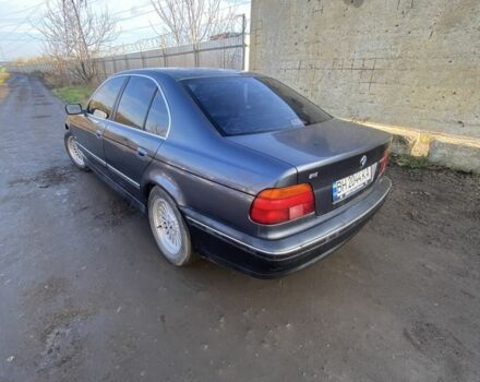 Серый БМВ 5 Серия, объемом двигателя 2 л и пробегом 200 тыс. км за 2950 $, фото 3 на Automoto.ua