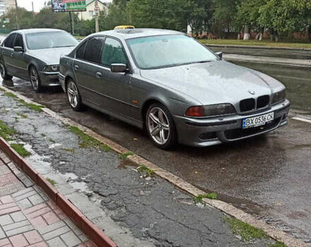 Серый БМВ 5 Серия, объемом двигателя 2.5 л и пробегом 414 тыс. км за 4400 $, фото 3 на Automoto.ua