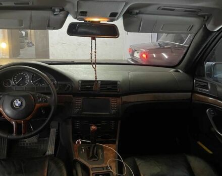 Серый БМВ 5 Серия, объемом двигателя 2.5 л и пробегом 250 тыс. км за 2400 $, фото 4 на Automoto.ua