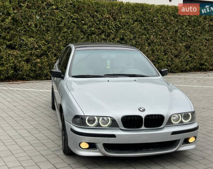 Серый БМВ 5 Серия, объемом двигателя 4.4 л и пробегом 350 тыс. км за 4999 $, фото 8 на Automoto.ua