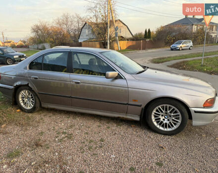 Сірий БМВ 5 Серія, об'ємом двигуна 2.5 л та пробігом 395 тис. км за 2500 $, фото 4 на Automoto.ua