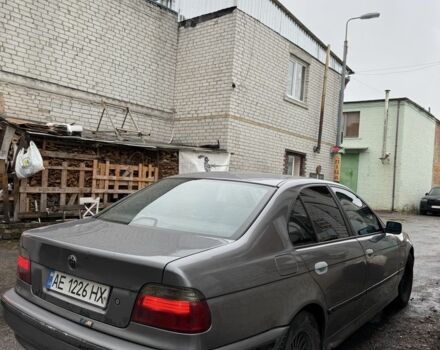 Серый БМВ 5 Серия, объемом двигателя 2.5 л и пробегом 299 тыс. км за 3850 $, фото 6 на Automoto.ua