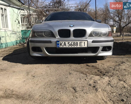 Серый БМВ 5 Серия, объемом двигателя 3.5 л и пробегом 528 тыс. км за 4000 $, фото 8 на Automoto.ua