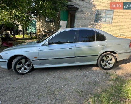Серый БМВ 5 Серия, объемом двигателя 2 л и пробегом 587 тыс. км за 4700 $, фото 3 на Automoto.ua