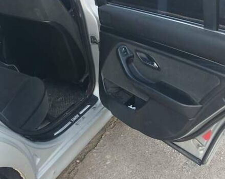 Серый БМВ 5 Серия, объемом двигателя 1.99 л и пробегом 510 тыс. км за 3550 $, фото 4 на Automoto.ua