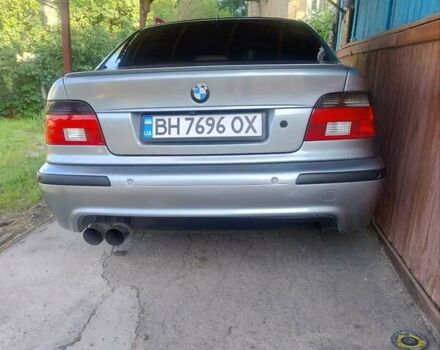 Серый БМВ 5 Серия, объемом двигателя 4.4 л и пробегом 999 тыс. км за 7800 $, фото 13 на Automoto.ua