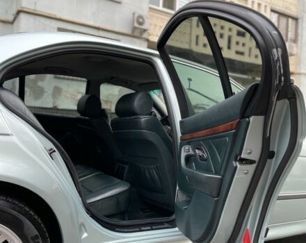 Серый БМВ 5 Серия, объемом двигателя 2.5 л и пробегом 230 тыс. км за 4050 $, фото 17 на Automoto.ua