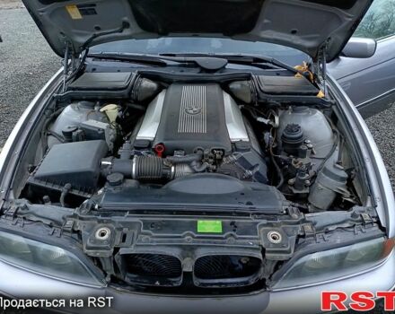 Серый БМВ 5 Серия, объемом двигателя 3.5 л и пробегом 200 тыс. км за 3650 $, фото 7 на Automoto.ua