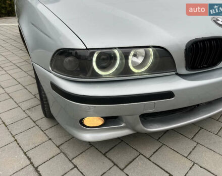 Серый БМВ 5 Серия, объемом двигателя 4.4 л и пробегом 350 тыс. км за 4999 $, фото 25 на Automoto.ua