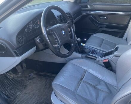 Серый БМВ 5 Серия, объемом двигателя 2 л и пробегом 10 тыс. км за 3000 $, фото 12 на Automoto.ua