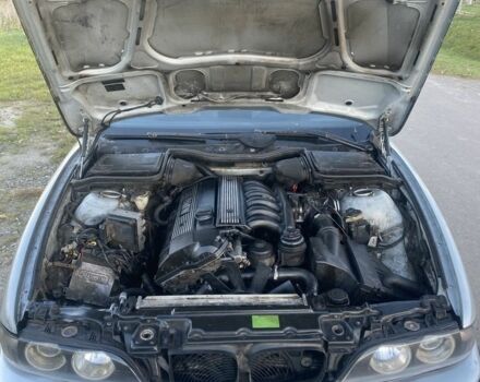 Серый БМВ 5 Серия, объемом двигателя 2 л и пробегом 10 тыс. км за 3000 $, фото 13 на Automoto.ua