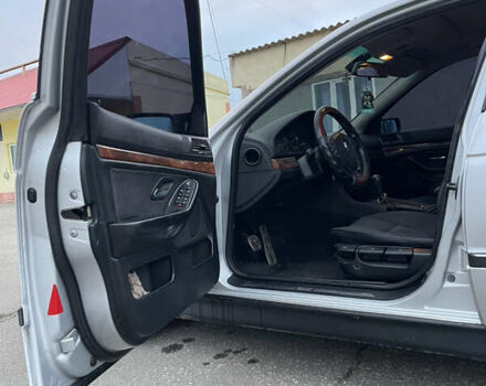 Сірий БМВ 5 Серія, об'ємом двигуна 3 л та пробігом 500 тис. км за 4800 $, фото 10 на Automoto.ua