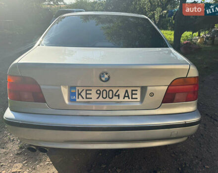 Серый БМВ 5 Серия, объемом двигателя 2 л и пробегом 587 тыс. км за 4700 $, фото 2 на Automoto.ua