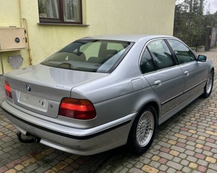 Серый БМВ 5 Серия, объемом двигателя 2.5 л и пробегом 151 тыс. км за 2800 $, фото 4 на Automoto.ua
