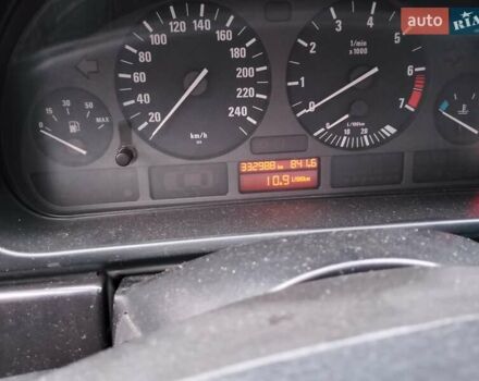 Серый БМВ 5 Серия, объемом двигателя 2 л и пробегом 332 тыс. км за 3500 $, фото 5 на Automoto.ua