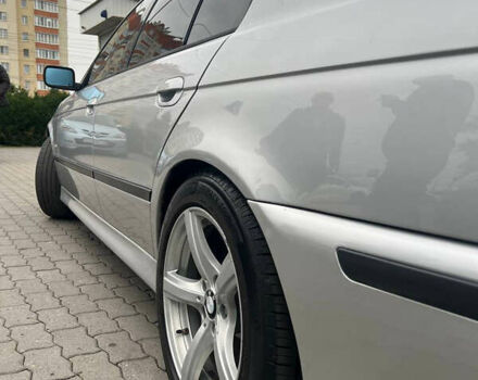 Серый БМВ 5 Серия, объемом двигателя 2.8 л и пробегом 400 тыс. км за 6700 $, фото 6 на Automoto.ua