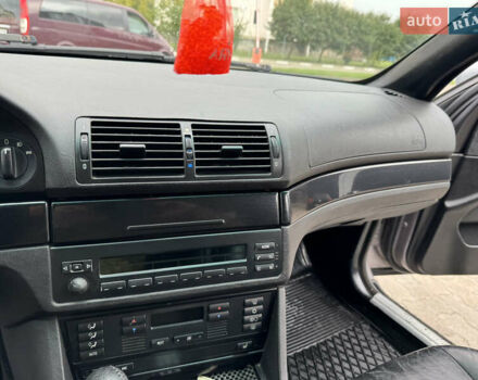 Сірий БМВ 5 Серія, об'ємом двигуна 2 л та пробігом 583 тис. км за 2999 $, фото 33 на Automoto.ua