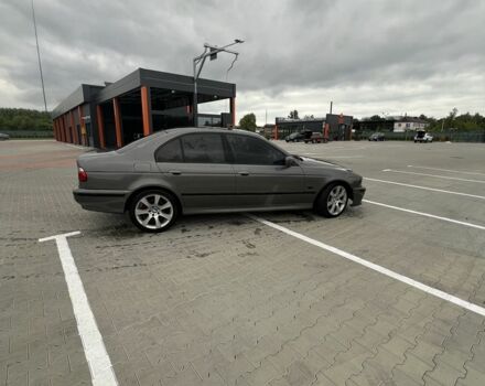 Серый БМВ 5 Серия, объемом двигателя 2.9 л и пробегом 400 тыс. км за 4200 $, фото 5 на Automoto.ua