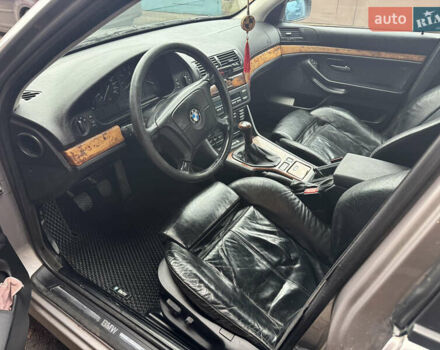 Серый БМВ 5 Серия, объемом двигателя 1.99 л и пробегом 350 тыс. км за 4500 $, фото 7 на Automoto.ua