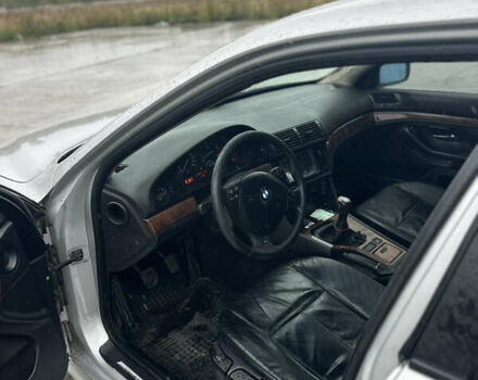 Серый БМВ 5 Серия, объемом двигателя 2.93 л и пробегом 350 тыс. км за 3800 $, фото 2 на Automoto.ua
