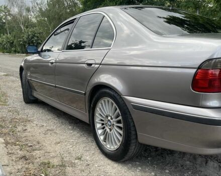 Серый БМВ 5 Серия, объемом двигателя 2 л и пробегом 341 тыс. км за 5800 $, фото 4 на Automoto.ua