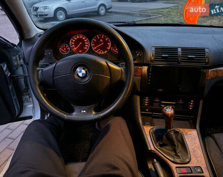 Сірий БМВ 5 Серія, об'ємом двигуна 2.5 л та пробігом 264 тис. км за 6000 $, фото 18 на Automoto.ua