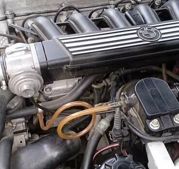 Серый БМВ 5 Серия, объемом двигателя 2.5 л и пробегом 150 тыс. км за 4300 $, фото 6 на Automoto.ua