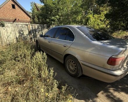 Серый БМВ 5 Серия, объемом двигателя 2.5 л и пробегом 400 тыс. км за 3650 $, фото 4 на Automoto.ua