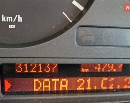 Серый БМВ 5 Серия, объемом двигателя 3 л и пробегом 312 тыс. км за 5600 $, фото 18 на Automoto.ua