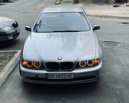 Сірий БМВ 5 Серія, об'ємом двигуна 2.93 л та пробігом 20 тис. км за 5500 $, фото 1 на Automoto.ua