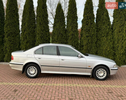 Серый БМВ 5 Серия, объемом двигателя 2.5 л и пробегом 436 тыс. км за 3350 $, фото 5 на Automoto.ua