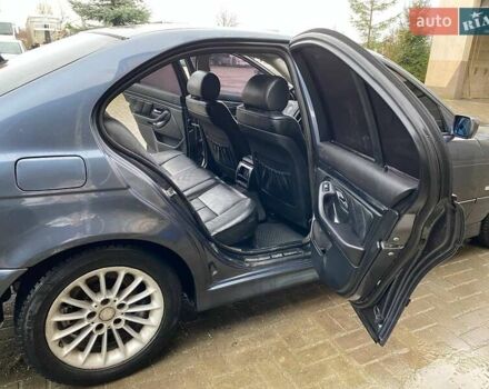 Серый БМВ 5 Серия, объемом двигателя 2.5 л и пробегом 500 тыс. км за 4600 $, фото 26 на Automoto.ua