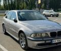 Серый БМВ 5 Серия, объемом двигателя 4.4 л и пробегом 425 тыс. км за 6000 $, фото 1 на Automoto.ua