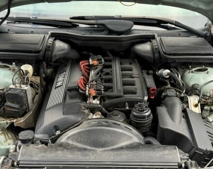 Серый БМВ 5 Серия, объемом двигателя 2 л и пробегом 247 тыс. км за 3600 $, фото 23 на Automoto.ua