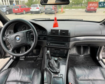 Сірий БМВ 5 Серія, об'ємом двигуна 2 л та пробігом 583 тис. км за 2999 $, фото 31 на Automoto.ua