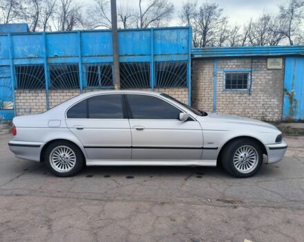 Серый БМВ 5 Серия, объемом двигателя 2.5 л и пробегом 279 тыс. км за 4400 $, фото 2 на Automoto.ua